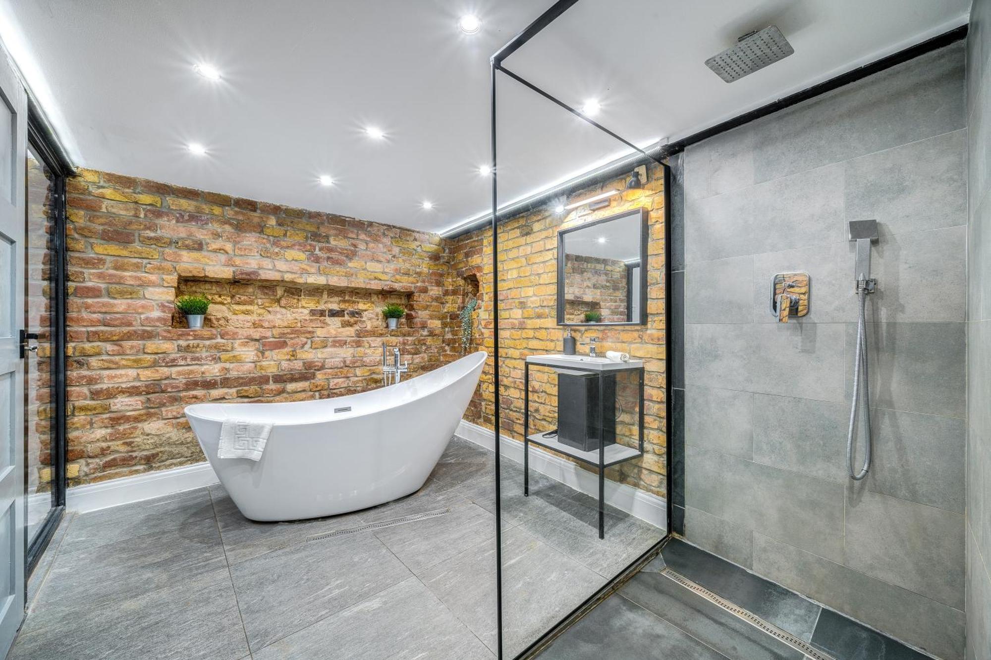 City Center Loft Haven: Modern Elegance Budapeste Exterior foto